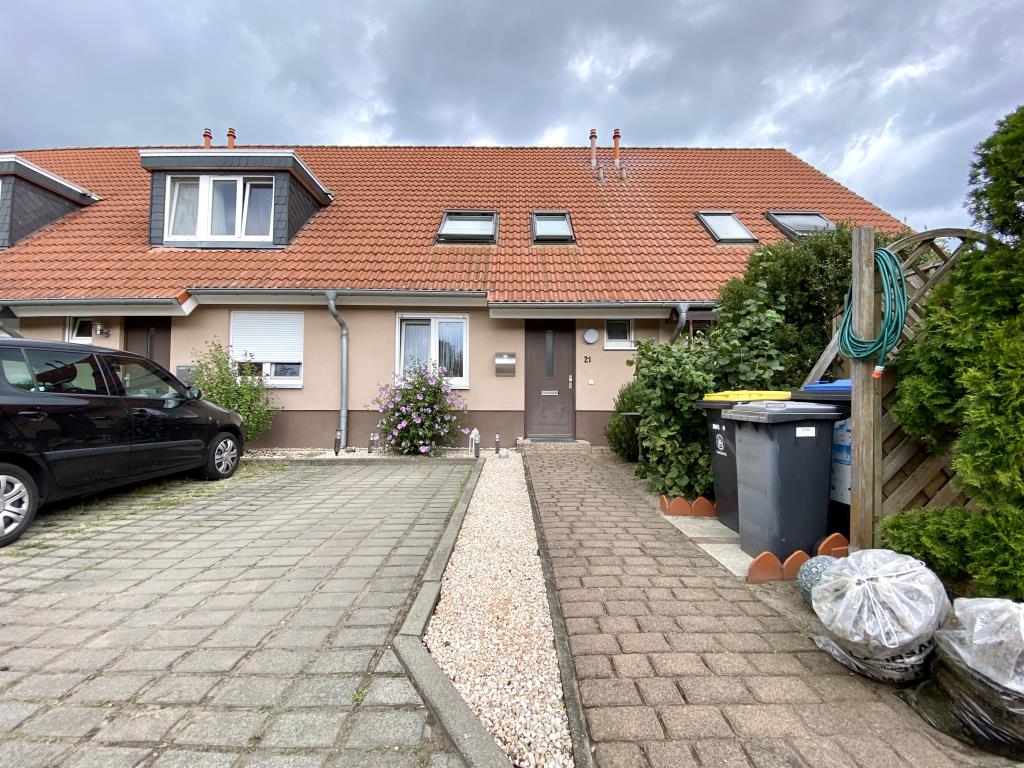 Reserviert! Reihenmittelhaus inklusive zwei Stellplätze und