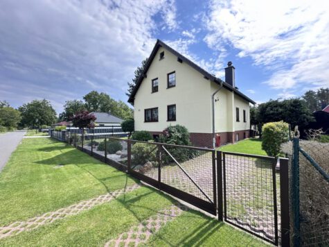 Einfamilienhaus mit großem Garten- inkl. Vollkeller  – Nassenheide!, 16775 Nassenheide, Einfamilienhaus