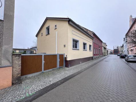 Top Lage ! Zentrum!  Einfamilienhaus mit 5 Zimmer in Zehdenick Kamin+Klimaanlage grosse Garage!, 16792 Zehdenick, Einfamilienhaus