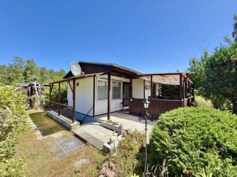 Kleiner Bungalow zum Verlieben – voll ausgestattet mit Keller, Pool und Erholungsgrundstück in Eigentum in Rheinsberg, 16831 Rheinsberg, Bungalow