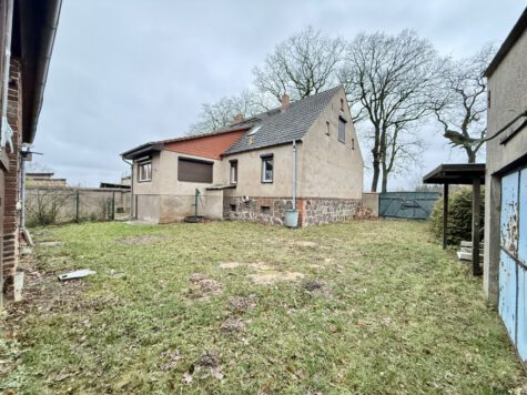 Platzwunder mit Potenzial – Einfamilienhaus mit Teilkeller und Scheune für Macher, 16775 Gransee, Einfamilienhaus