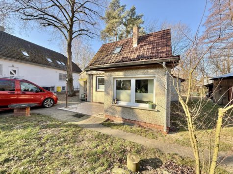 Zwei Zuhause, ein Grundstück – Einfamilienhaus mit Option zur zusätzlichen Bebauung







ChatGPT fragen, 16552 Schildow, Einfamilienhaus