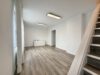 Frisch saniertes Platzwunder – kompaktes Zuhause mit vielen Möglichkeiten in idyllischer Lage! - Wohnzimmer