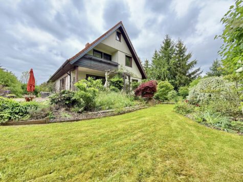 EFH auf ca. 255 m² Nutzfläche, 6 Zimmer, traumhafter Garten, Doppel-Fertigteilgarage mit blick aufs Feld, 16818 Fehrbellin, Einfamilienhaus