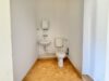 Wohnen und Vermieten möglich – DHH mit separater Einheit - Toilette Einliegerwohnung