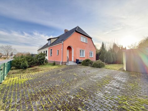 -Doppelhaushälfte mit großem Grundstück!-, 16775 Gransee, Doppelhaushälfte