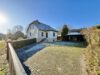 Raumwunder mit Vollkeller: Ihr massives 5-Zimmer-Familiendomizil mit Garage & Carport! - Hausansicht