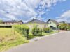 Einfamilienhaus im Bungalowstil mit Carport und überdachter Terrasse - Grüneberg - Grundstücksansicht